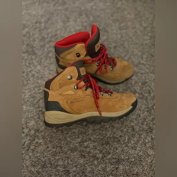 Women’s Columbia Newton Ridge Waterproof Amped Winter Hiking Boots Sz 8.5 - Picture 2 of 15